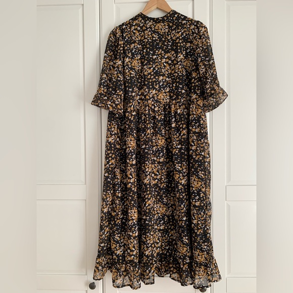 Maxi dress, size 40 or 10 - Picture 2 of 5